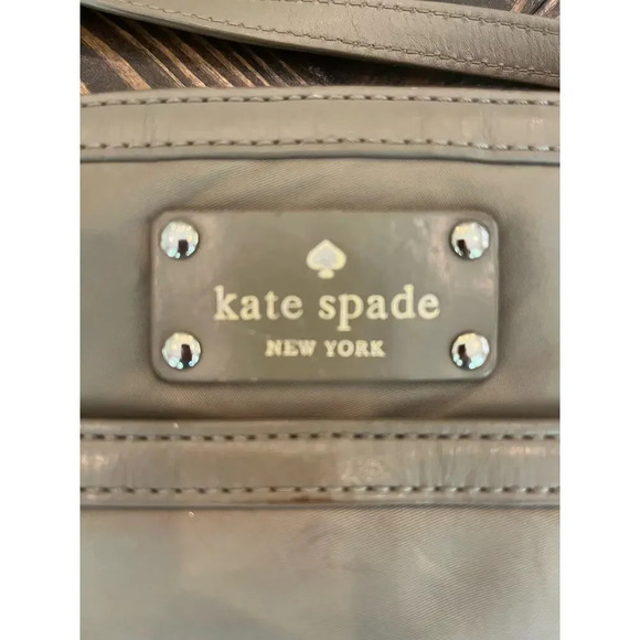 Kate Spade Crossbody Purse Travel Hobbit Academia Cottage Core Classic Simple - Picture 2 of 14